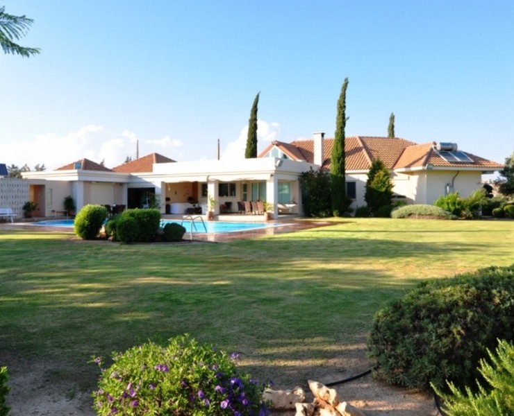 Detached Villa