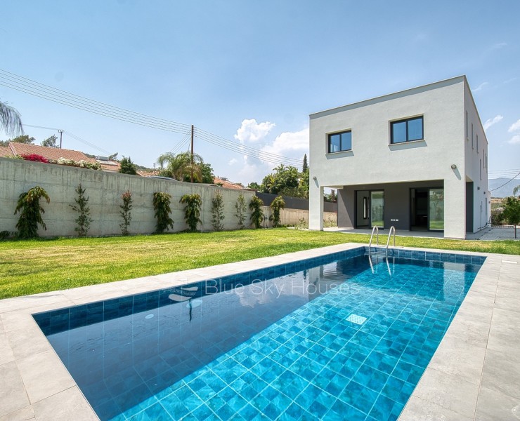 Detached Villa