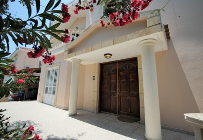 Ayios Athanasios, Limassol Detached Villa For Sale | 13431