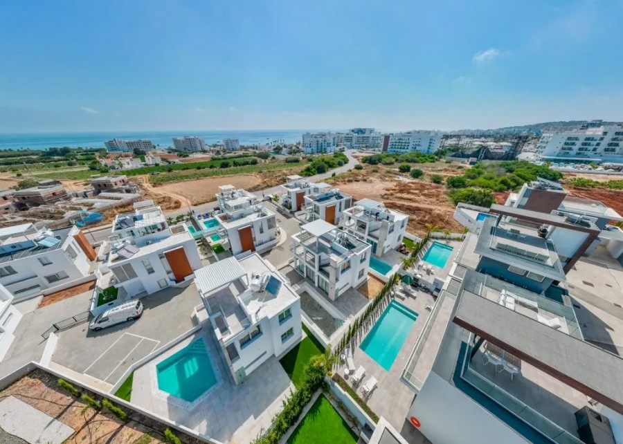 4 Bedroom Detached Villa For Sale in Protaras, Famagusta