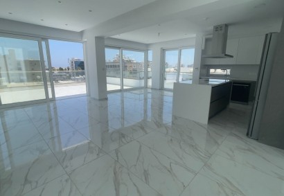 Larnaka - Arch Makarios III Apartment For Sale | 32305