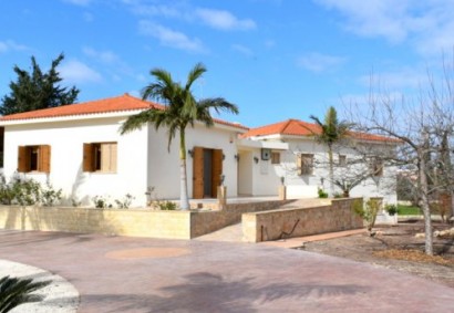 Pegia - Sea Caves, Paphos Detached Villa For Sale | 34321