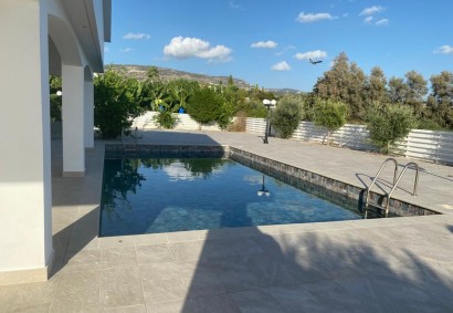 Pegia - Sea Caves, Paphos Bungalow For Sale | 36287