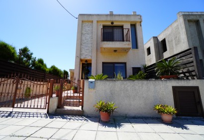 Livadia, Larnaka Semi Detached Villa For Sale | 37432