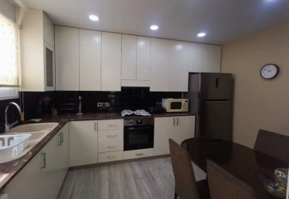 Larnaca, Larnaka Apartment For Sale | 40911