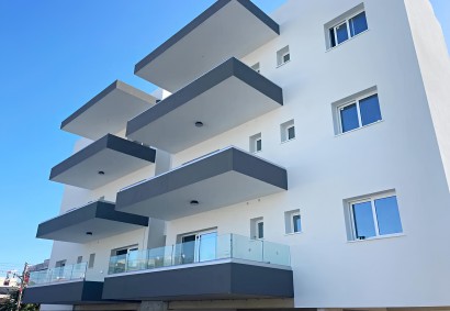 Aradippou - Agios Fanourios Apartment For Sale | 41142