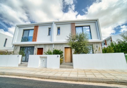 Empa, Paphos Semi Detached Villa For Sale | 41359
