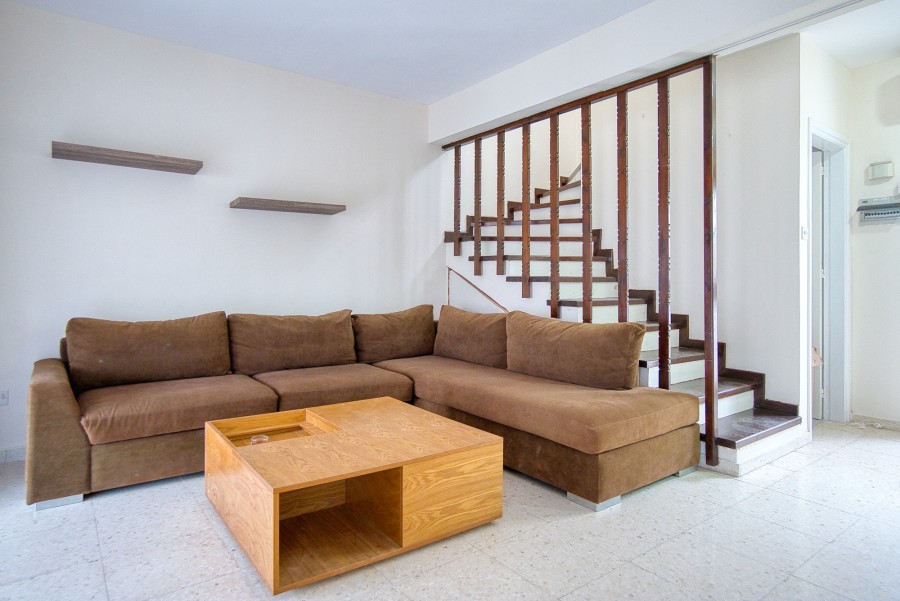2 Bedroom Town House For Rent in Kato Paphos, Paphos