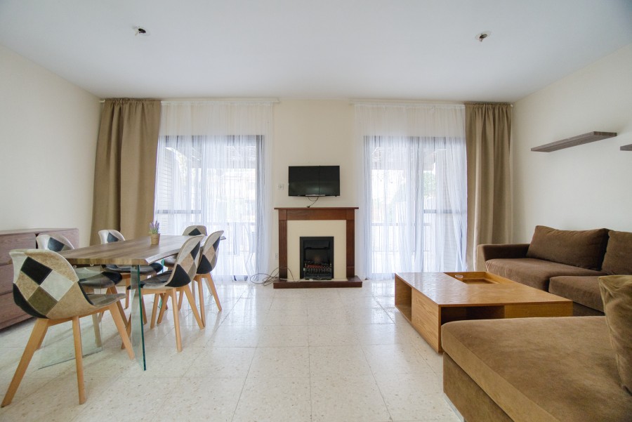 2 Bedroom Town House For Rent in Kato Paphos, Paphos