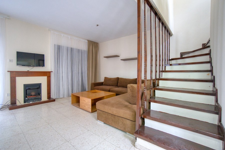 2 Bedroom Town House For Rent in Kato Paphos, Paphos