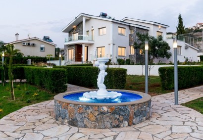 Agios Tychonas, Limassol Detached Villa For Rent | 43719