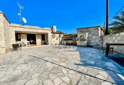Choulou, Paphos Detached Villa For Sale | 6292