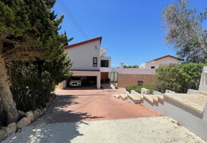 Geroskipou, Paphos Detached Villa For Sale | 44235