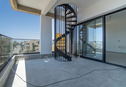Mesa Yitonia, Limassol Penthouse For Sale | 42490