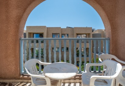 Kato Paphos, Paphos Apartment For Sale | 44581