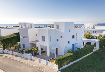 Pegia - Coral Bay, Paphos Detached Villa For Sale | 44936