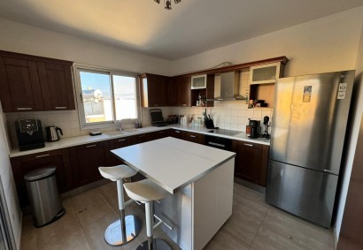 Mesa Yitonia, Limassol Apartment For Sale | 45338