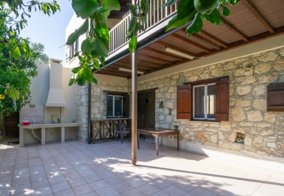 Pano Akourdaleia, Paphos Detached Villa For Sale | 45456