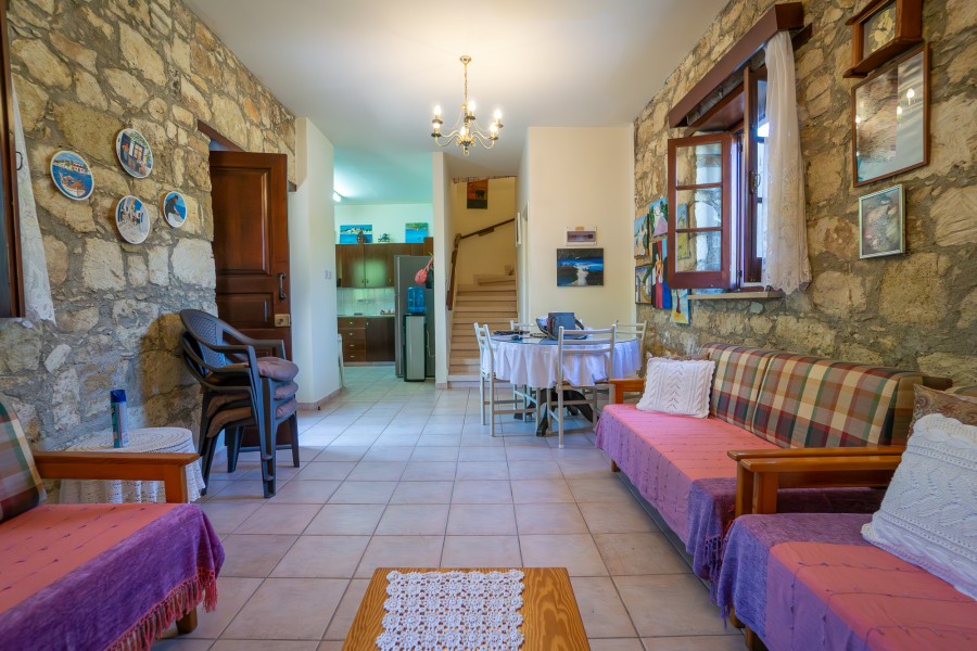 2 Bedroom Detached Villa For Sale in Pano Akourdaleia, Paphos