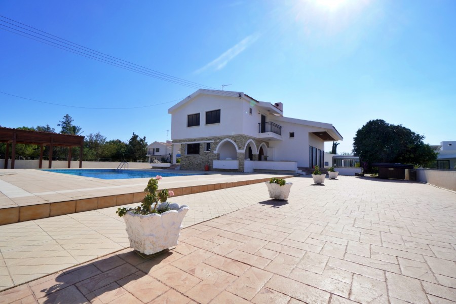 3 Bedroom Detached Villa For Rent in Kiti, Larnaka