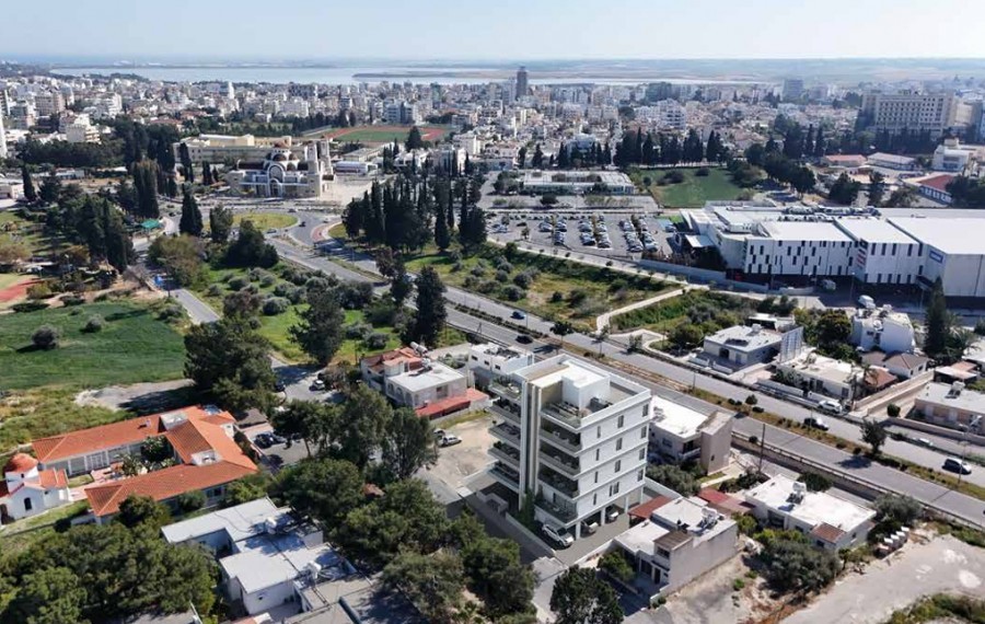 2 Bedroom Apartment For Sale in Larnaca, Larnaka