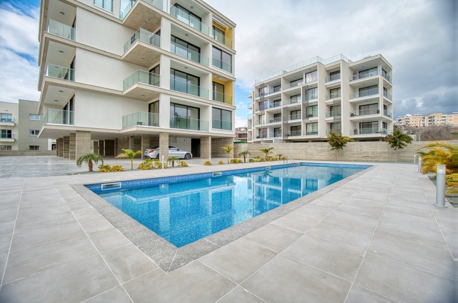 1 Bedroom Apartment For Sale in Kato Paphos - Universal, Paphos