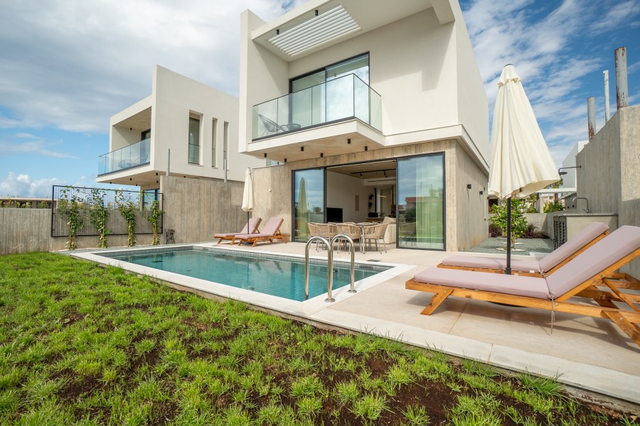 2 Bedroom Detached Villa For Sale in Kato Paphos - Tombs of The Kings, Paphos