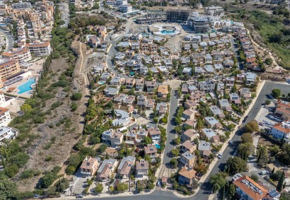 Chloraka, Paphos Apartment For Sale | 43261