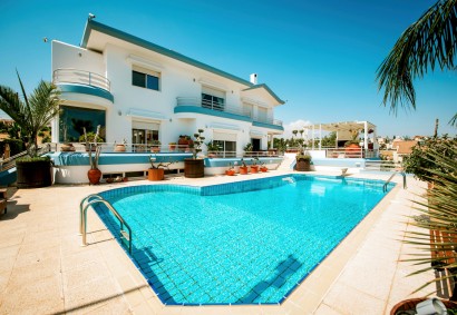 Panthea, Limassol Detached Villa For Sale | 40343