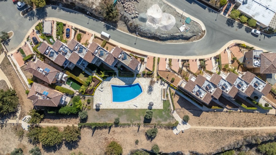 2 Bedroom Apartment For Sale in Chloraka, Paphos