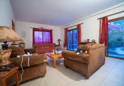 Parekklisia, Limassol Detached Villa For Sale | 46245