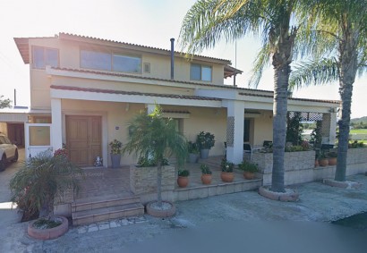 Pyrga, Larnaka Detached Villa For Sale | 46339