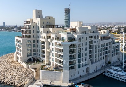 Limassol Marina, Limassol Apartment For Sale | 4819