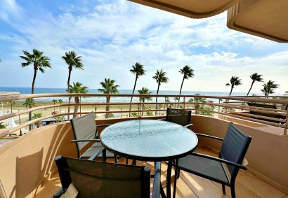 Larnaka - Finikoudes, Larnaka Apartment For Sale | 46764