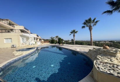 Mesa Chorio, Paphos Ground Floor Apartment For Sale | 46911