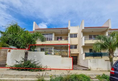 Oroklini, Larnaka Apartment For Sale | 47576