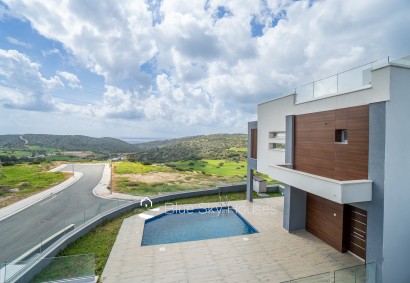 Parekklisia, Limassol Detached Villa For Sale | 44192