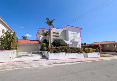 Ayios Athanasios, Limassol Detached Villa For Sale | 47682
