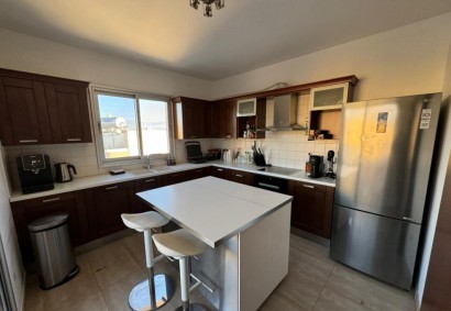 Mesa Yitonia, Limassol Apartment For Rent | 47704