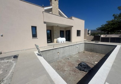 Monagroulli, Limassol Bungalow For Sale | 16921