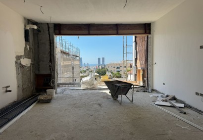 Mesa Yitonia, Limassol Penthouse For Sale | 43489