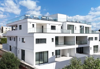 Historical center, Limassol Apartment For Sale | 23644