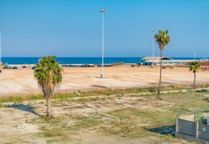 Larnaka - Arch Makarios III Apartment For Rent | 48974