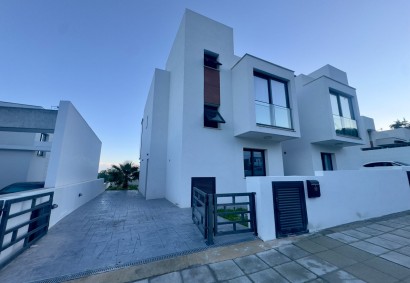 Ayios Athanasios, Limassol Detached Villa For Sale | 49112