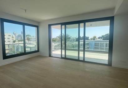 Agia Zoni, Limassol Apartment For Sale | 44443