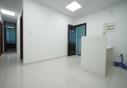 Aradippou, Larnaka Office  For Rent | 48352