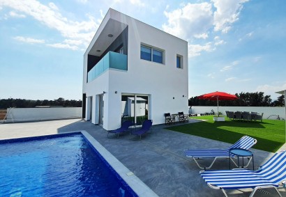 Akrotiri, Limassol Detached Villa For Rent | 50130AA