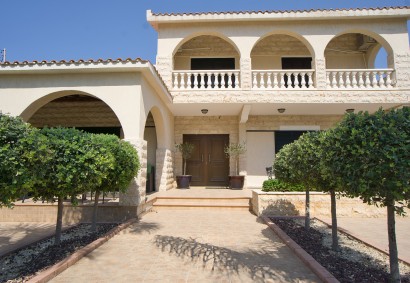 Paphos Town, Paphos Detached Villa For Sale | 50413