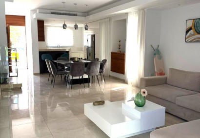 Geroskipou, Paphos Detached Villa For Rent | 51399S