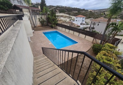 Agios Tychonas, Limassol Detached Villa For Rent | 51779AA